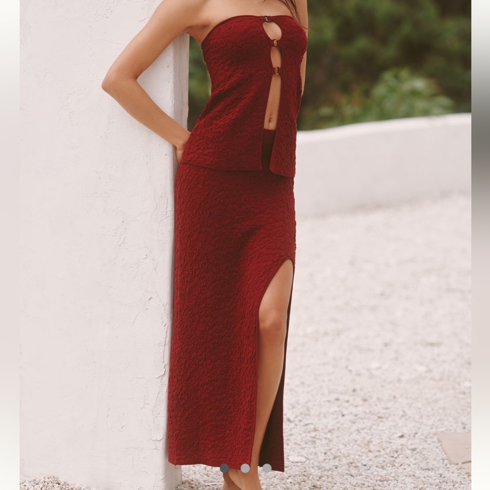 Anthropologie Celandine red set medium